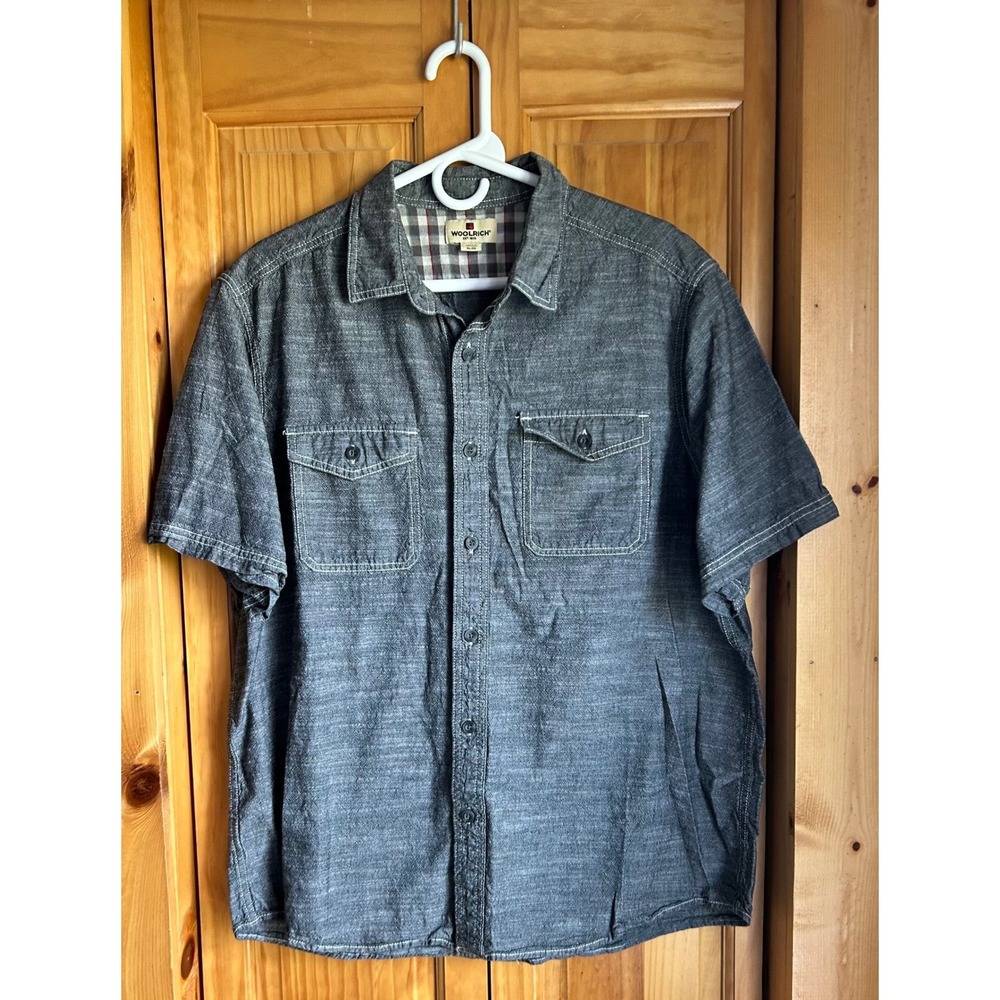 Woolrich Mens XL Short Sleeve Button Down Shirt Black Gray Casual